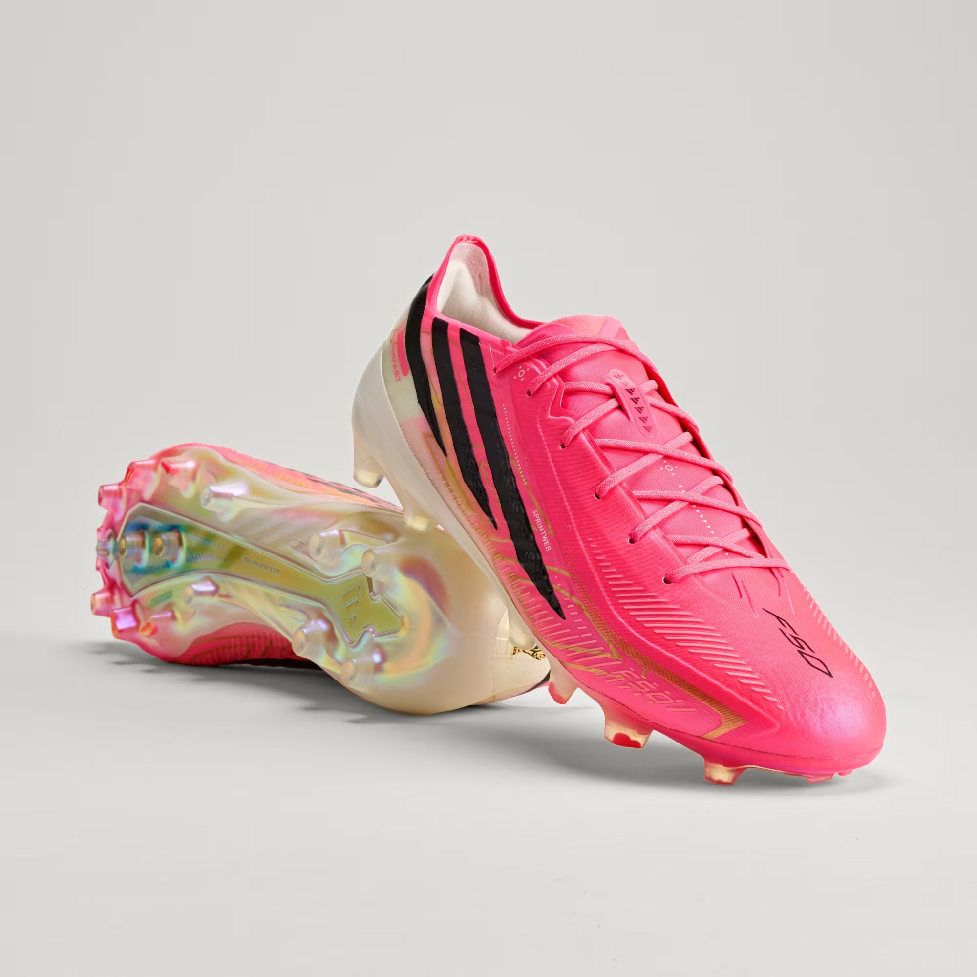 27.0 アディダス プレデター エリート HGAG F50 ナイキ ファントム Adidas F50 Hyperfast Elite AG - Fullorðins – Boltamaðurinn