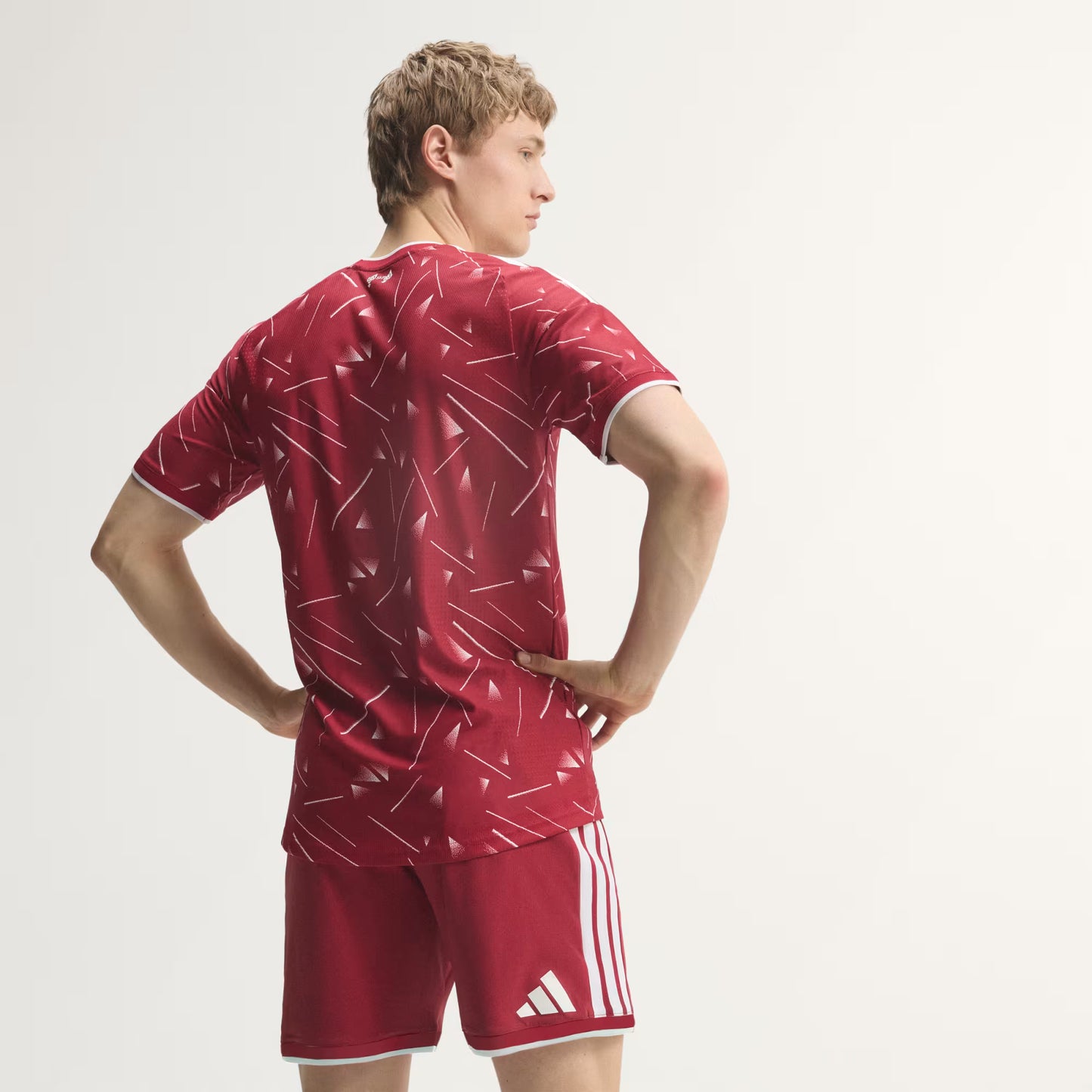 Liverpool Heima Treyja Authentic 2026/27 - Fullorðins