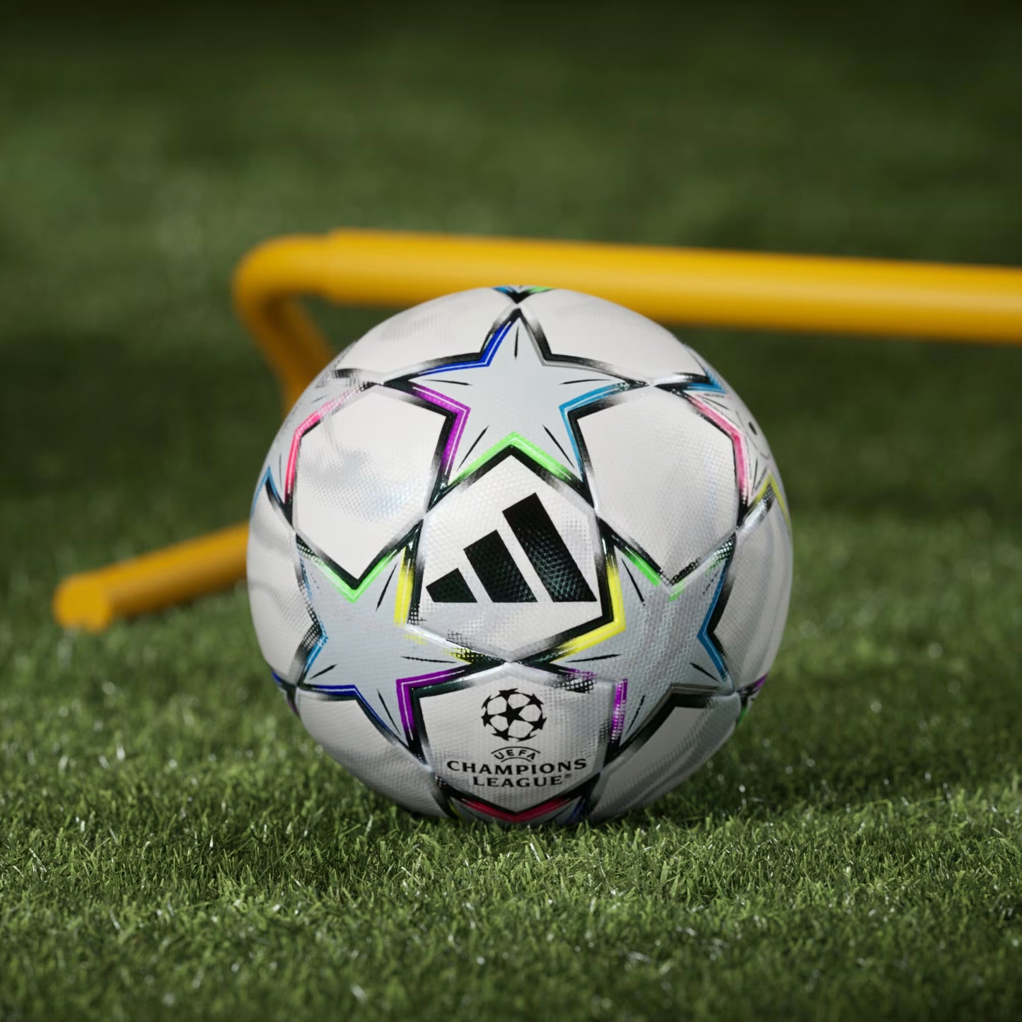 Adidas UCL League Boltinn