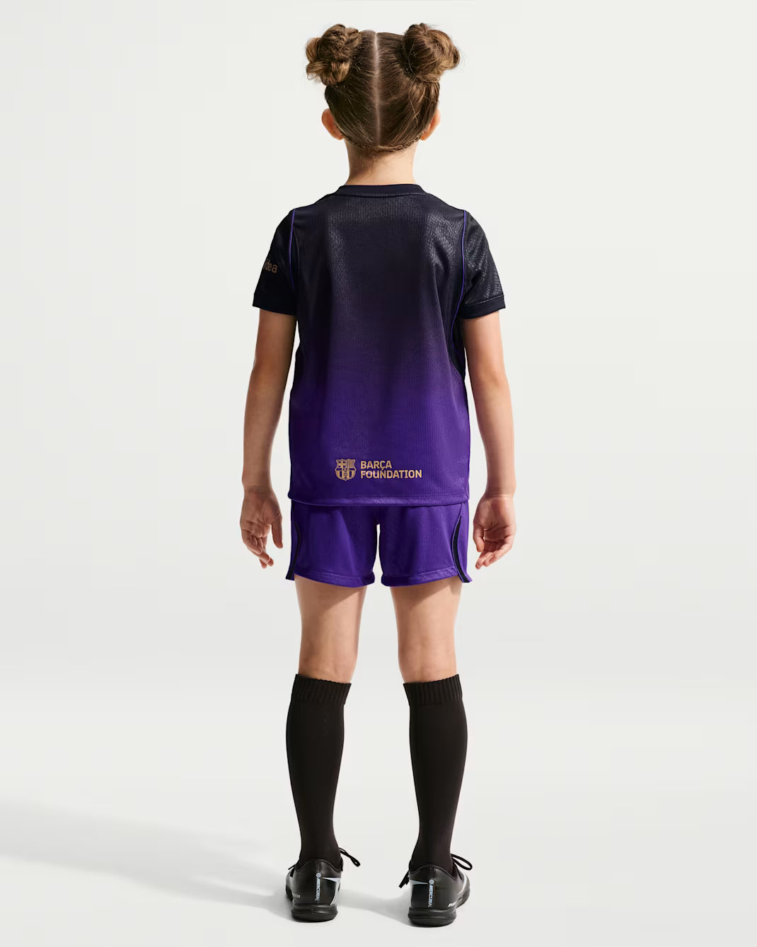 Barcelona. Vara Barnasett 2026-27