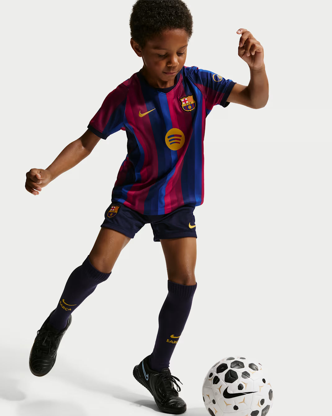 Barcelona. Heima Barnasett 2026-27