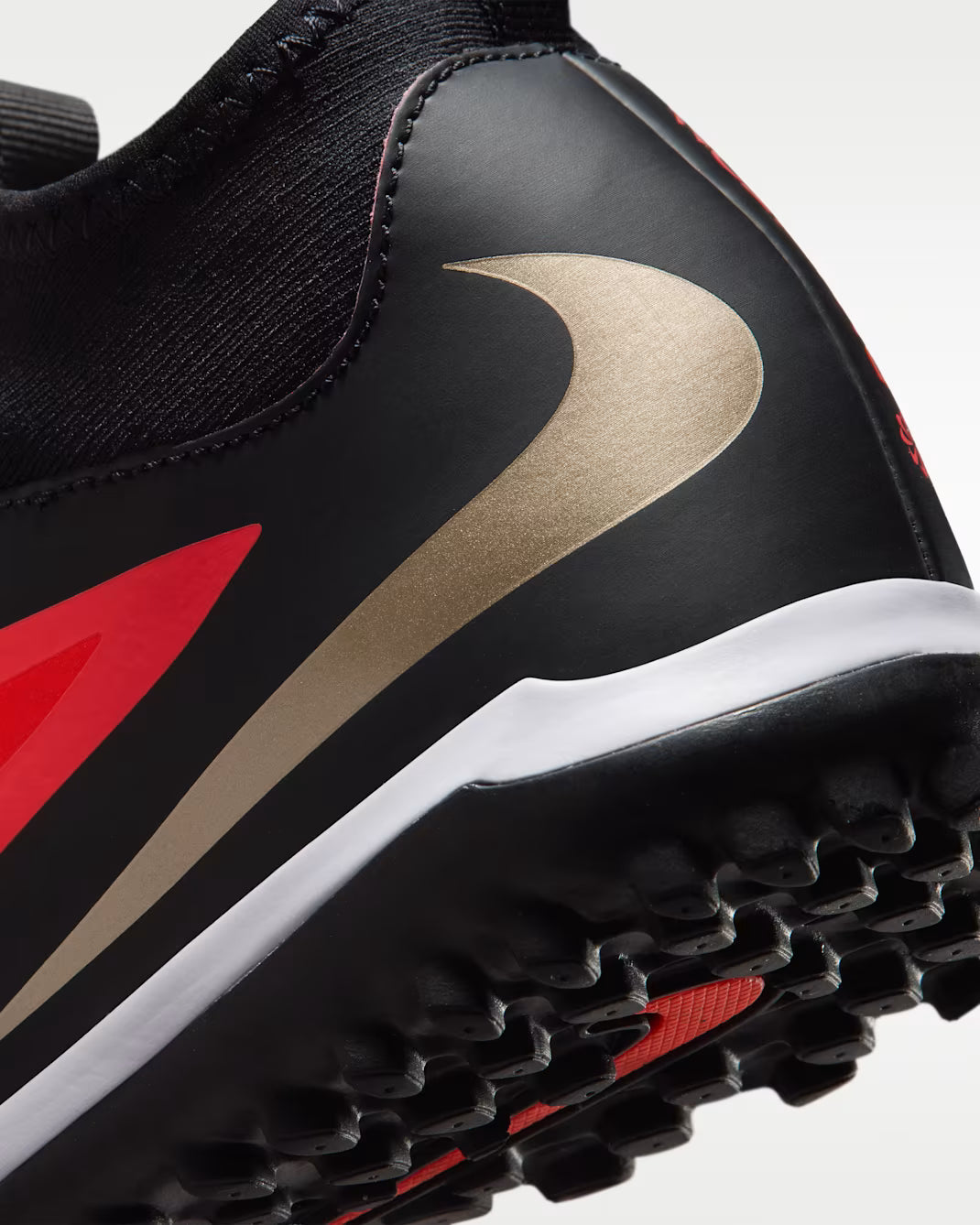 Nike Phantom 6 High Academy TF - Barna