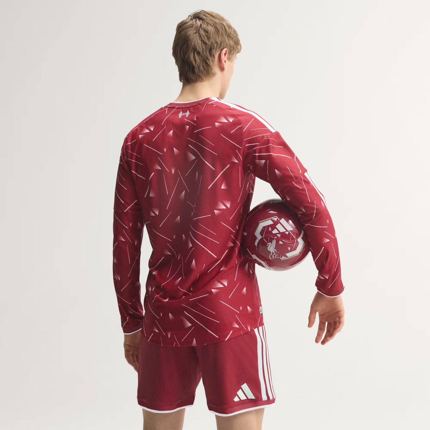 Liverpool Heima Treyja Síðerma Authentic 2026/27 - Fullorðins