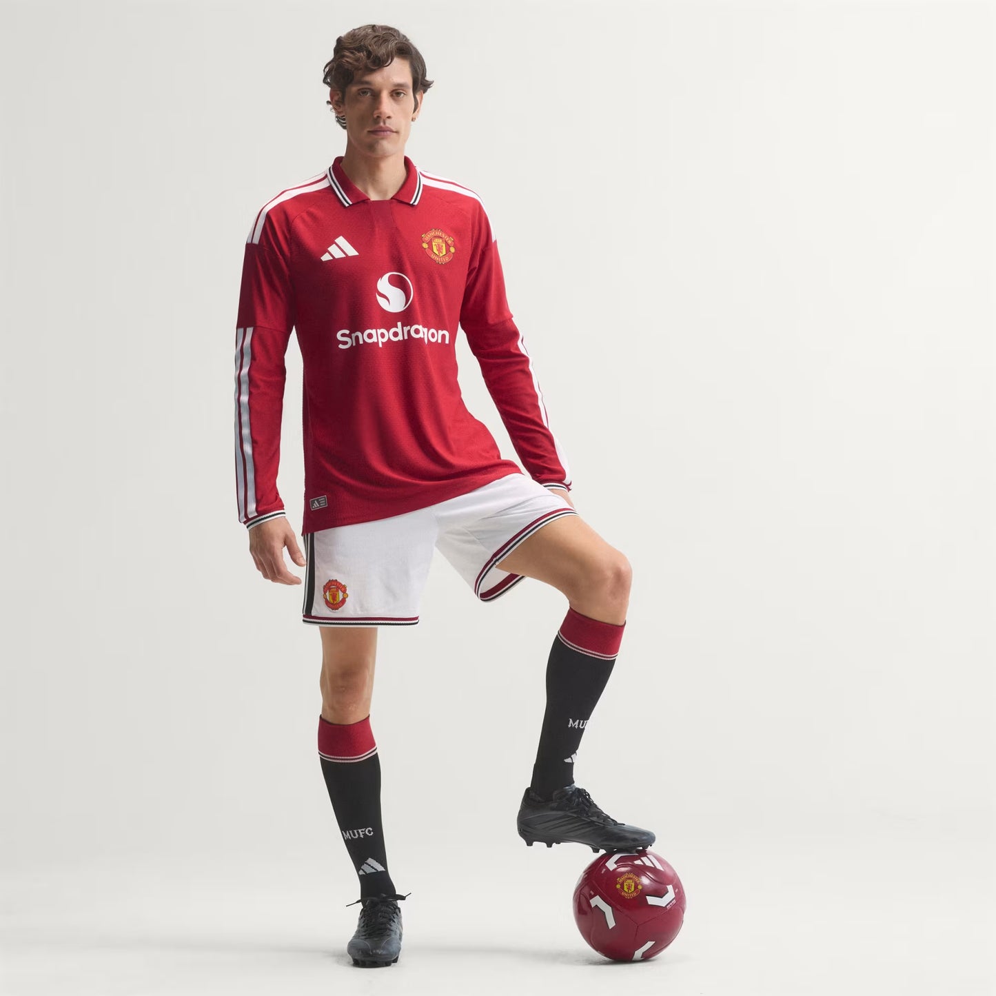 Man Utd. Heima Authentic Síðerma Treyja 2026-27 - Fullorðins