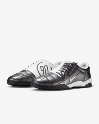 Nike T90 - Fullorðins